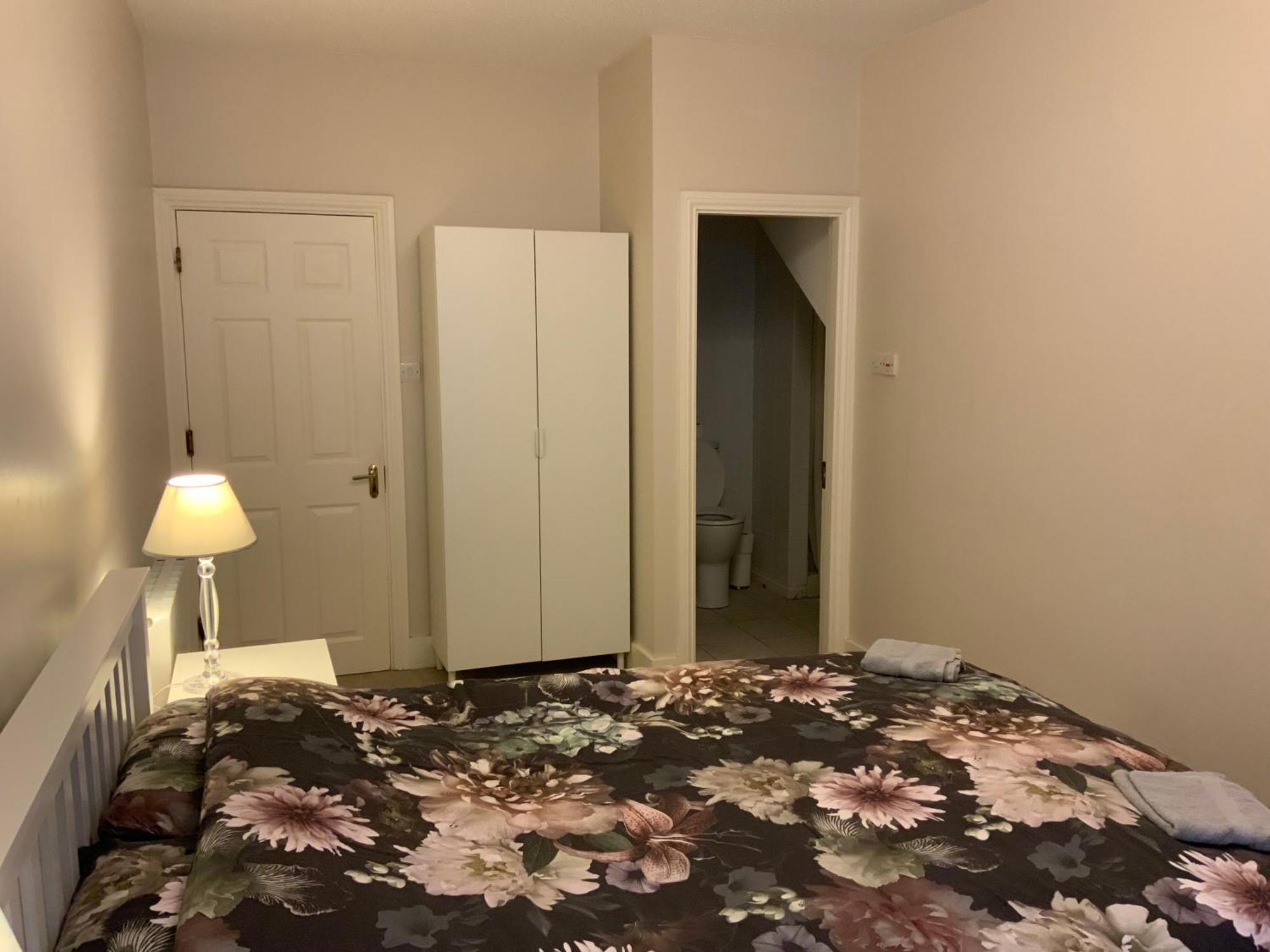 Quite And Cozy 2 Bedroom Apartment กัลเวย์ ภายนอก รูปภาพ